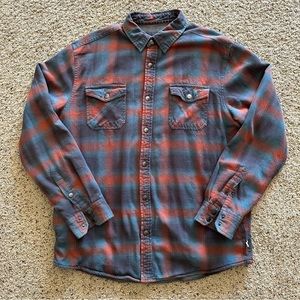 Dakota Grizzly XL long sleeve plaid snap up light jacket